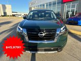 New 2025 Nissan Pathfinder Platinum image 2