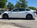 Used 2022 Tesla Model 3 Standard Range image 3