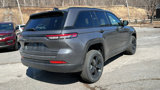 New 2025 Jeep Grand Cherokee Limited w/ Black Appearance Package image 4