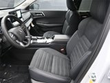 New 2025 Mitsubishi Outlander SE image 5