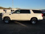 New 2025 GMC Yukon XL Denali w/ Denali Reserve Package image 2