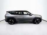 Used 2024 Kia EV9 Light image 4