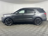 Used 2017 Ford Explorer XLT w/ Equipment Group 202A image 2