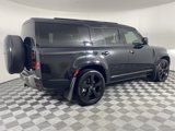 Used 2023 Land Rover Defender 130 X-Dynamic SE image 2