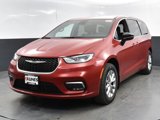 New 2025 Chrysler Pacifica Select image 3