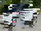 Used 2023 Jeep Grand Cherokee Limited image 3