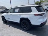 Used 2023 Jeep Grand Cherokee L Laredo image 4