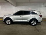 Used 2020 Kia Sorento FWD V6 image 2