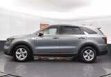 Used 2023 Kia Sorento LX image 5