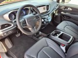New 2025 Chrysler Pacifica Select image 5