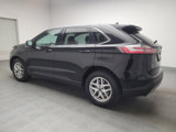 Used 2022 Ford Edge SEL image 3