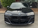 Used 2023 BMW 740i image 3