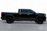 Used 2022 GMC Sierra 2500 Denali w/ Denali Black Diamond Edition image 5