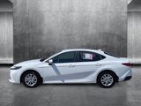 Used 2025 Toyota Camry LE image 2