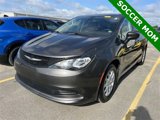Used 2022 Chrysler Voyager LX image 3