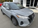 Used 2023 Nissan Kicks SV image 2