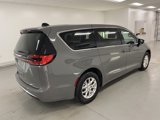 New 2025 Chrysler Pacifica Select image 5