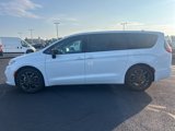 New 2026 Chrysler Pacifica Select image 4
