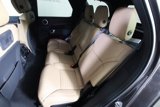 Used 2024 Land Rover Discovery Dynamic SE image 4