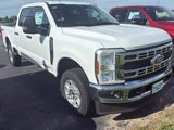 New 2025 Ford F250 XLT w/ FX4 Off-Road Package image 2