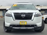 New 2025 Nissan Pathfinder SL w/ SL Premium Package image 2