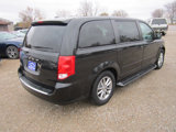Used 2017 Dodge Grand Caravan SE image 5