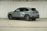 New 2025 Porsche Cayenne image 3