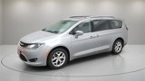 Used 2019 Chrysler Pacifica Touring-L Plus w/ Advanced Safetytec Group image 4