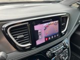 New 2025 Chrysler Pacifica Select image 5