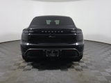 Certified 2025 Porsche Macan Electric image 6