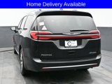 New 2025 Chrysler Pacifica Pinnacle image 4