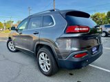 Used 2016 Jeep Cherokee Latitude image 5