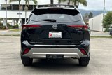 New 2025 Toyota Highlander Platinum image 6