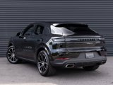 New 2025 Porsche Cayenne Coupe image 3