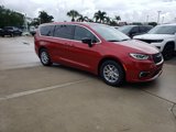New 2026 Chrysler Pacifica Select image 5