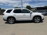 New 2025 Honda Pilot EX-L image 2
