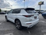 New 2025 Mitsubishi Outlander SE image 5
