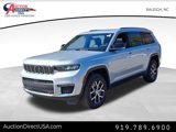 Used 2024 Jeep Grand Cherokee L Limited w/ Luxury Tech Group II image 3