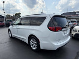 Used 2020 Chrysler Pacifica Limited image 6