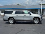 New 2025 Chevrolet Suburban Premier image 2