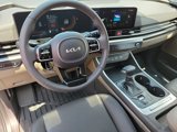 New 2026 Kia Carnival image 2