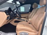 Certified 2021 Porsche Macan image 5
