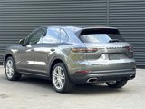 Certified 2022 Porsche Cayenne image 3