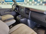 Used 2017 Chevrolet Express 3500 image 2