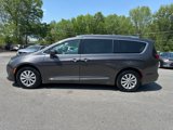 Used 2019 Chrysler Pacifica Touring-L image 4