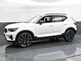 New 2025 Volvo XC40 B5 Plus w/ Climate Package image 6