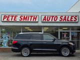 Used 2019 Lincoln Navigator Reserve image 2