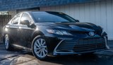 Used 2021 Toyota Camry LE image 3