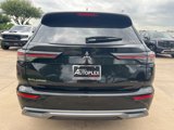 New 2025 Mitsubishi Outlander AWD image 2