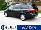 Used 2017 Toyota Sienna XLE image 2